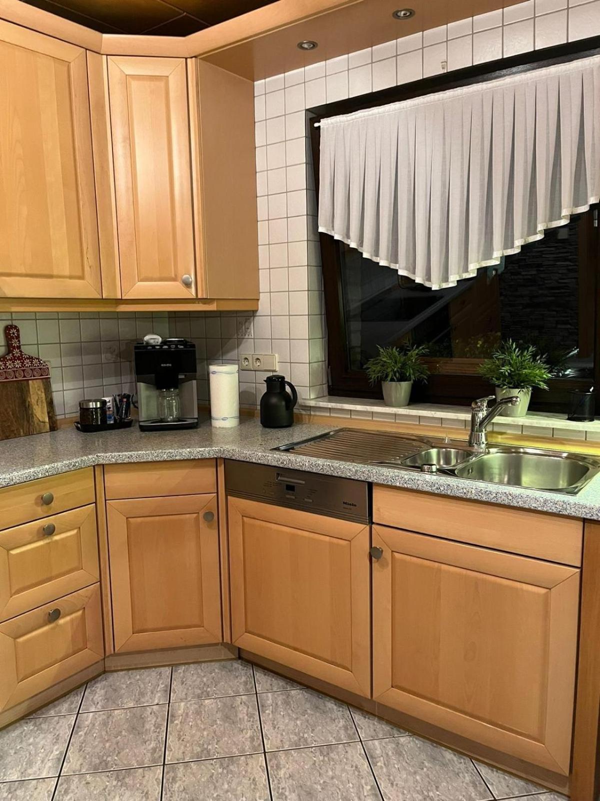 Kaisers Ferienhaus Kaifenheim Esterno foto